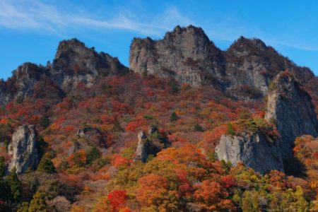 10月31日11月1日 妙義山 岩登り 木戸壁右カンテルートと丁須の頭 筆頭岩（ローソク岩）と白雲山２日間
