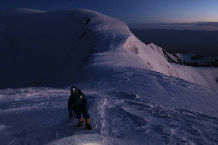 レーニン・ピーク7134m登頂できませんでした。