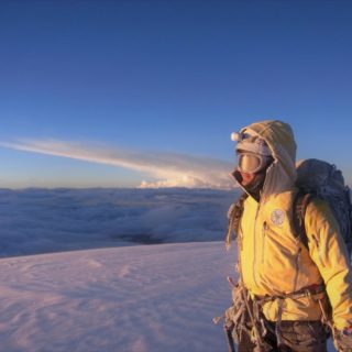 南米エクアドル最高峰チンボラソ6310m　コトパクシ5897m 　カヤンベ5790m