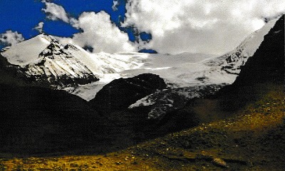 中国チベット　ヒマラヤ　ジャンサン・ラモ6325m